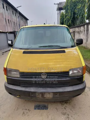 Volkswagen Transporter 2003 Yellow