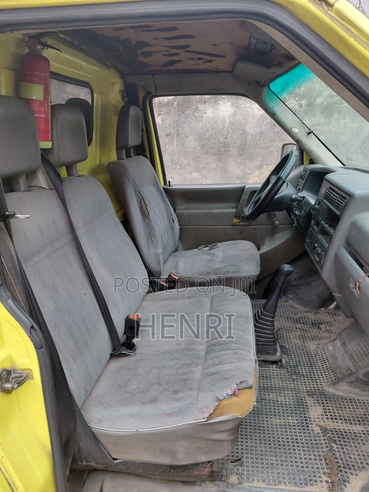 Volkswagen Transporter 2003 Yellow