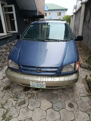 Toyota Sienna 1999 Blue