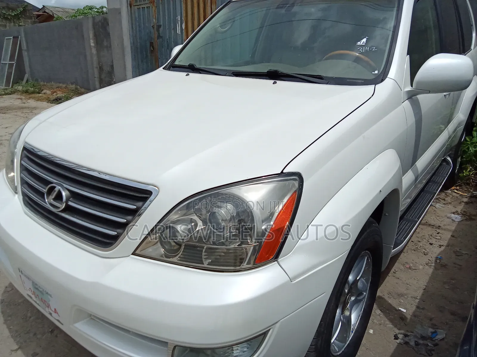 Lexus GX 470 2004 White