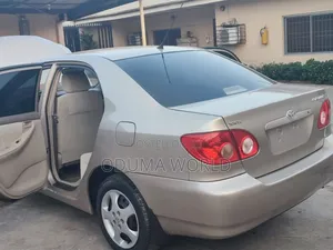 Toyota Corolla CE 2006 Gold