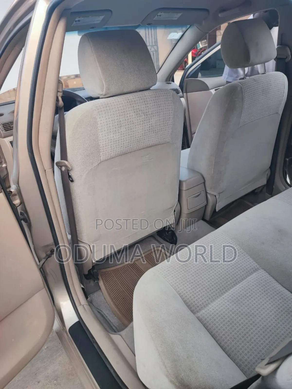 Toyota Corolla CE 2006 Gold