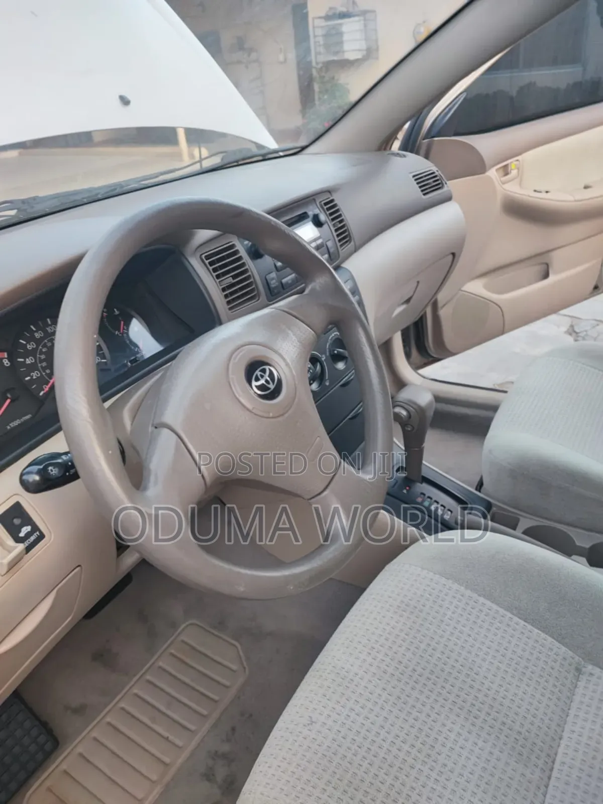 Toyota Corolla CE 2006 Gold