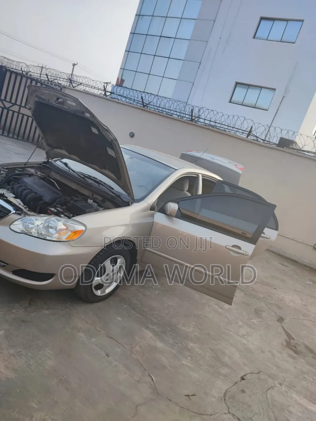 Toyota Corolla CE 2006 Gold