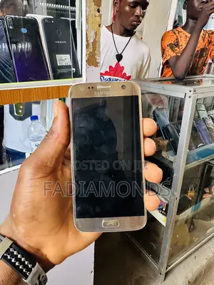 Samsung Galaxy S7 64 GB Gold