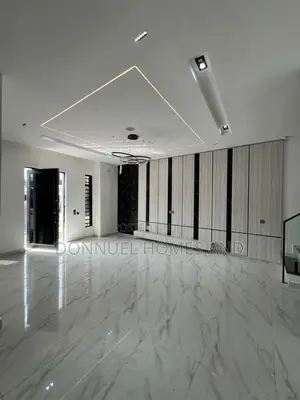 4bdrm Townhouse / Terrace in Ajah for rent