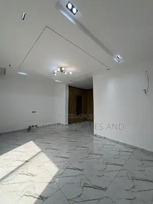 4bdrm Townhouse / Terrace in Ajah for rent