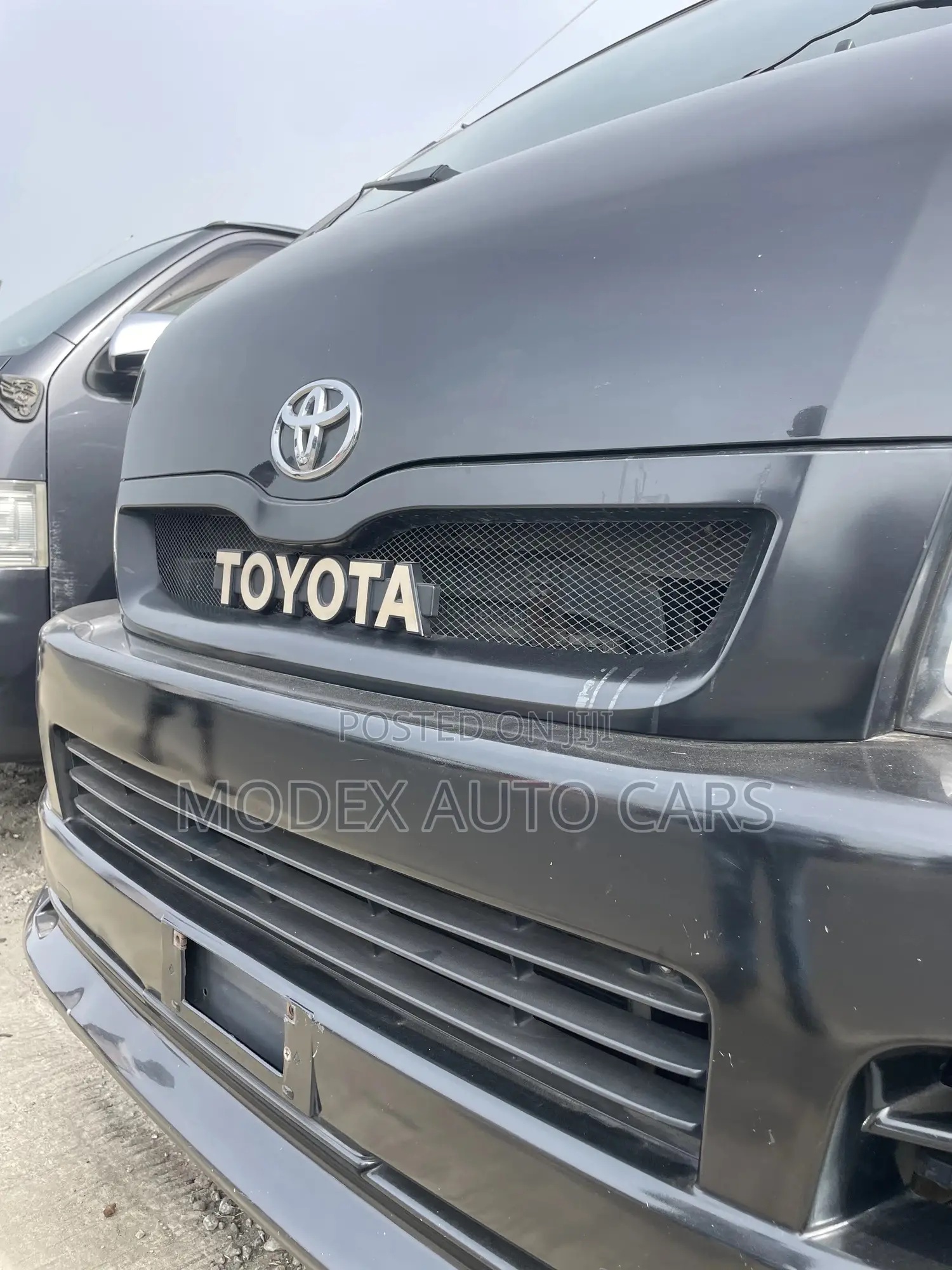 Toyota HiAce 2012 Green