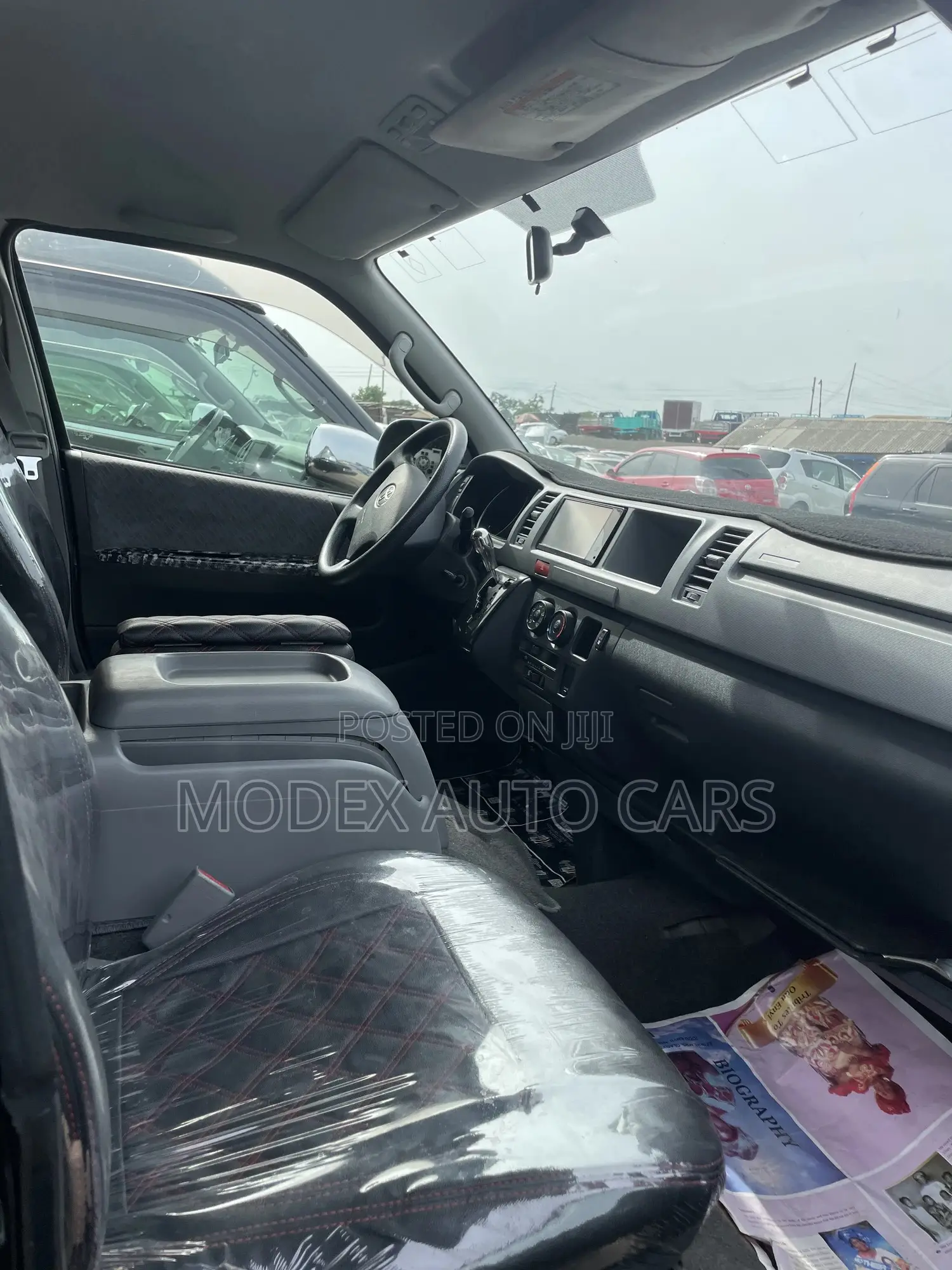 Toyota HiAce 2012 Green