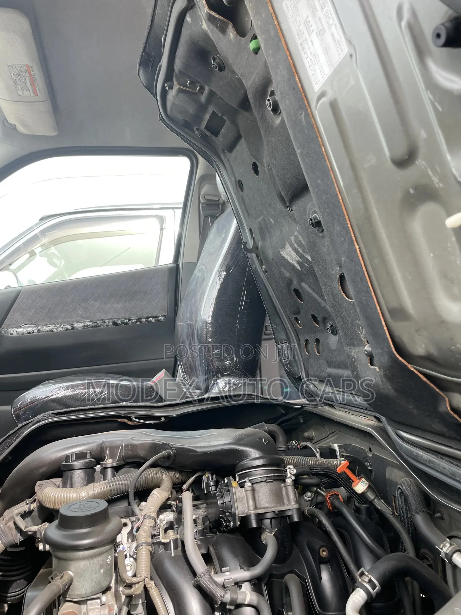 Toyota HiAce 2012 Green