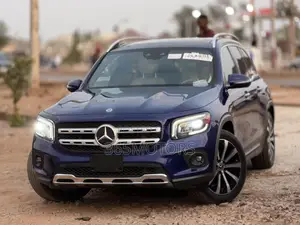 Mercedes-Benz GLB-Class 2021 Blue