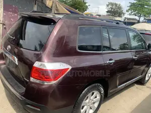 Toyota Highlander Limited 3.5l 4WD 2013 Burgundy