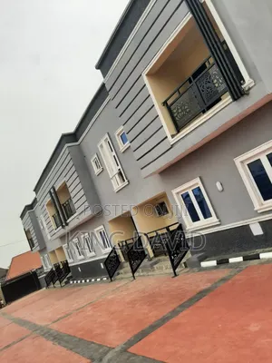3bdrm Duplex in Shagari Quarters, Dei-Dei for rent
