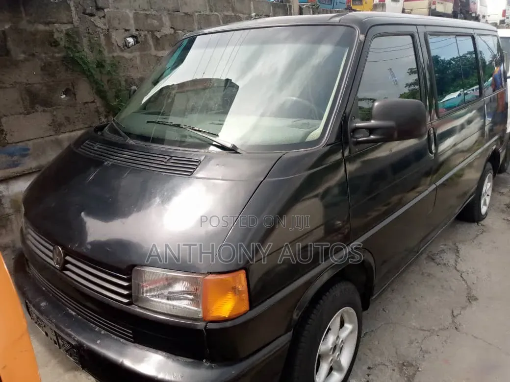Volkswagen Transporter 2005 Black