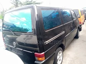 Volkswagen Transporter 2005 Black