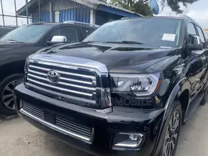 Toyota Sequoia Platinum 4dr SUV 4WD (5.7L 8cyl 6A) 2016 Black