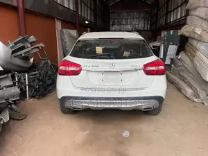Mercedes-Benz GLA-Class 2015 White
