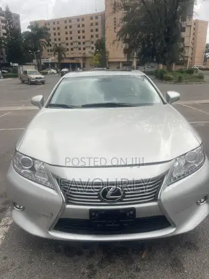 Lexus ES 2014 Silver