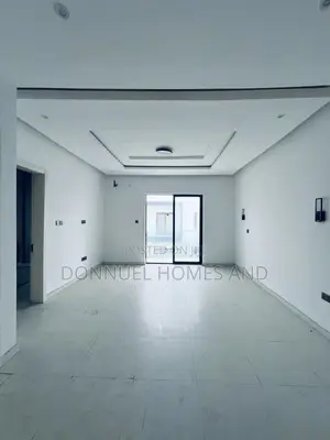 4bdrm Townhouse / Terrace in Lekki Expressway for rent