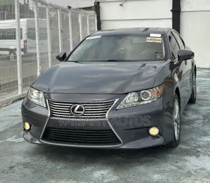 Lexus ES 2013 Gray