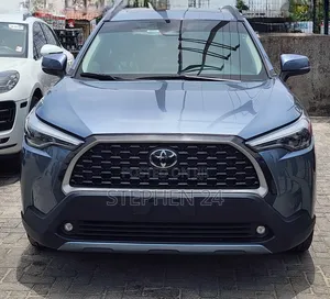Toyota Corolla Cross XLE AWD 2023 Blue