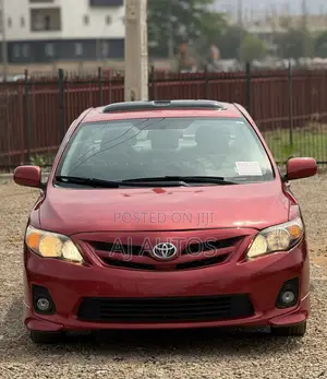 Toyota Corolla 2012 Red