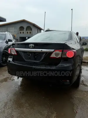 Toyota Corolla LE 4dr Sedan (1.8L 4cyl 4A) 2012 Black