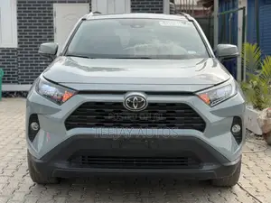 Toyota RAV4 2021 Gray