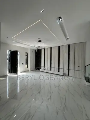 4bdrm Duplex in Lekki Phase 2 for rent