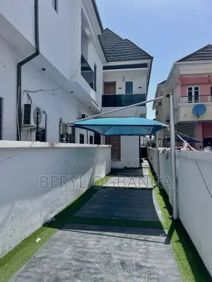 4bdrm Duplex in Idado for rent