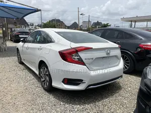 Honda Civic 2019 White