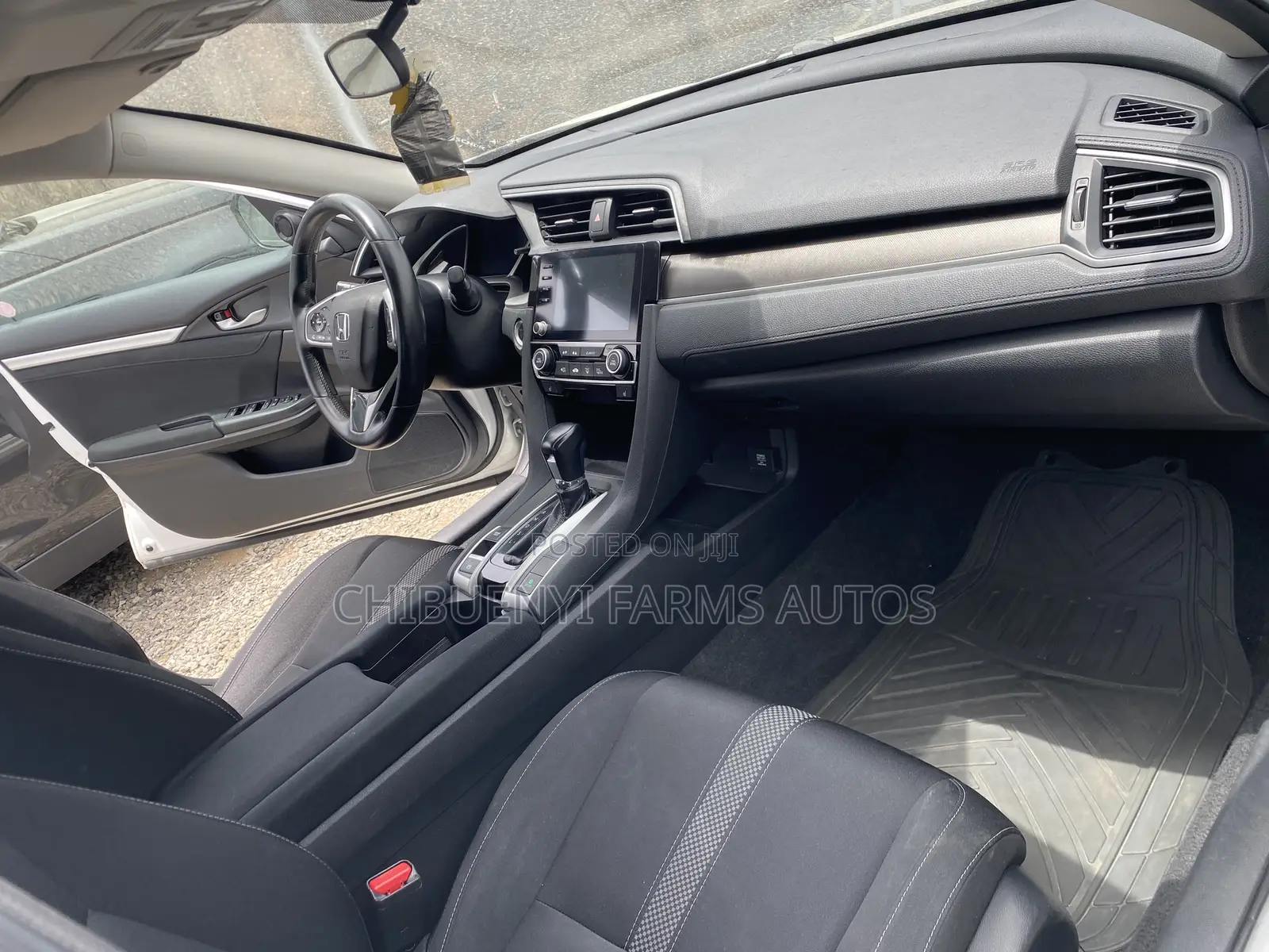 Honda Civic 2019 White