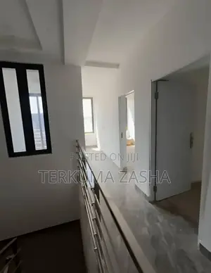 3bdrm Apartment in Katampe for sale