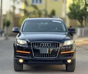 Audi Q7 3.0 TDI Premium AWD quattro 2013 Blue