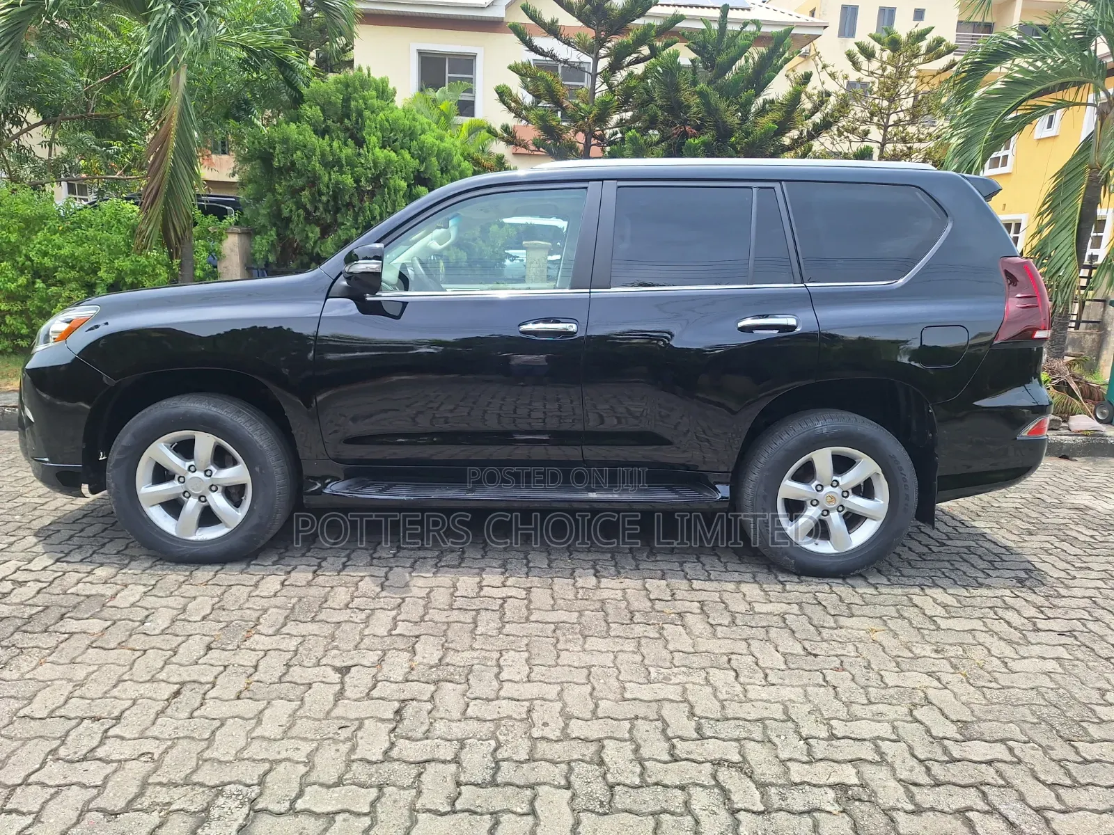 Lexus GX 460 2010 Black