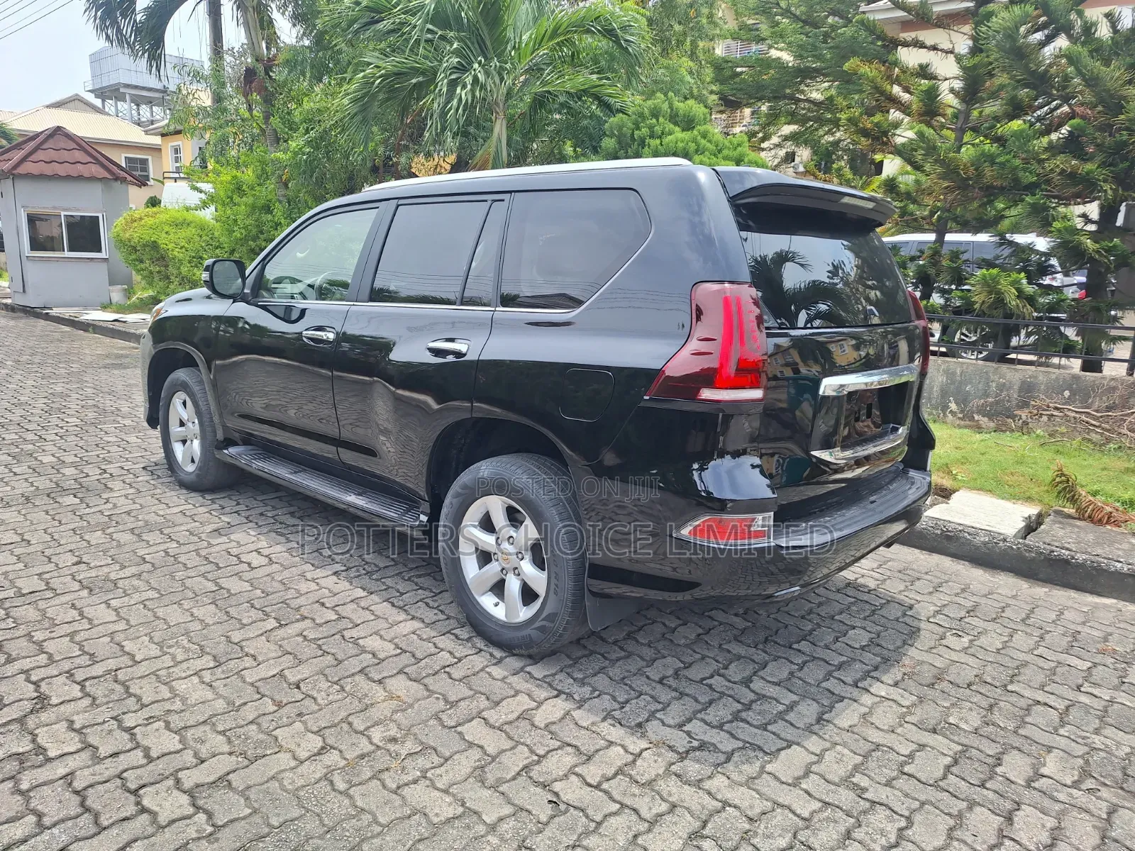 Lexus GX 460 2010 Black
