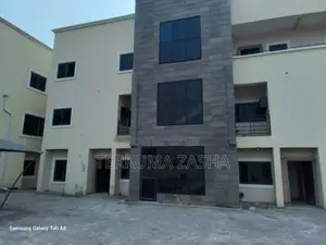 4bdrm Townhouse / Terrace in Mabushi for rent