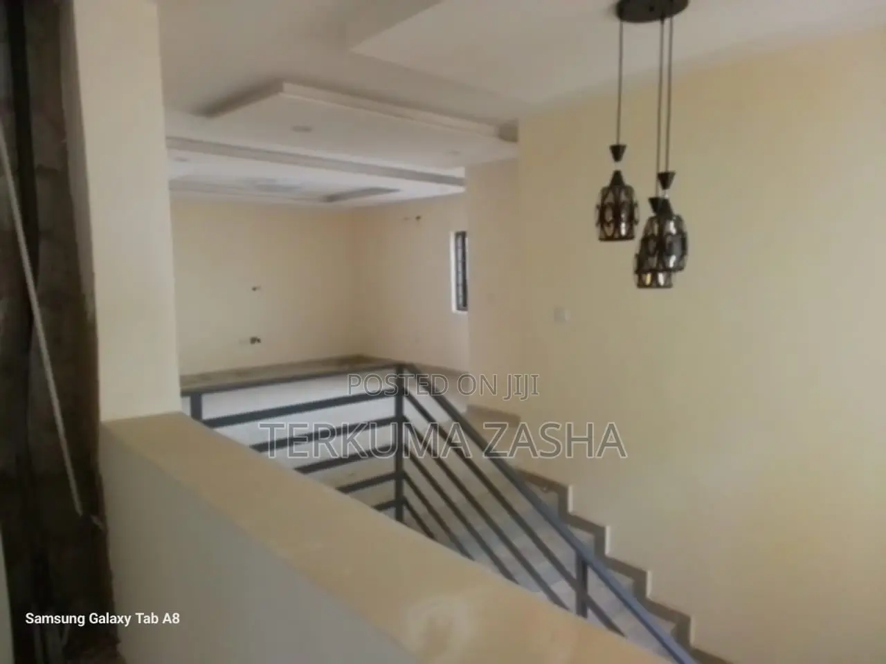 4bdrm Townhouse / Terrace in Mabushi for rent