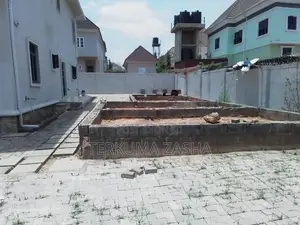 4bdrm Mansion in Lifecamp for sale