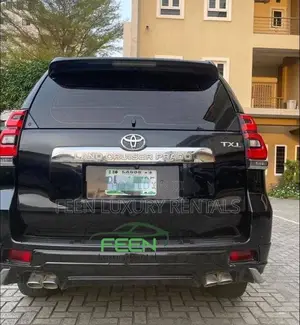 Car Rentals: Prado For Rent