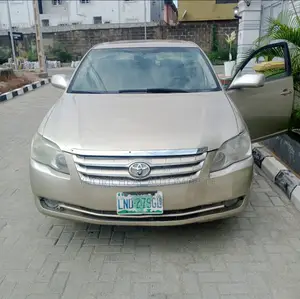 Toyota Avalon XL Sedan FWD (3.5L 6cyl 6A) 2009