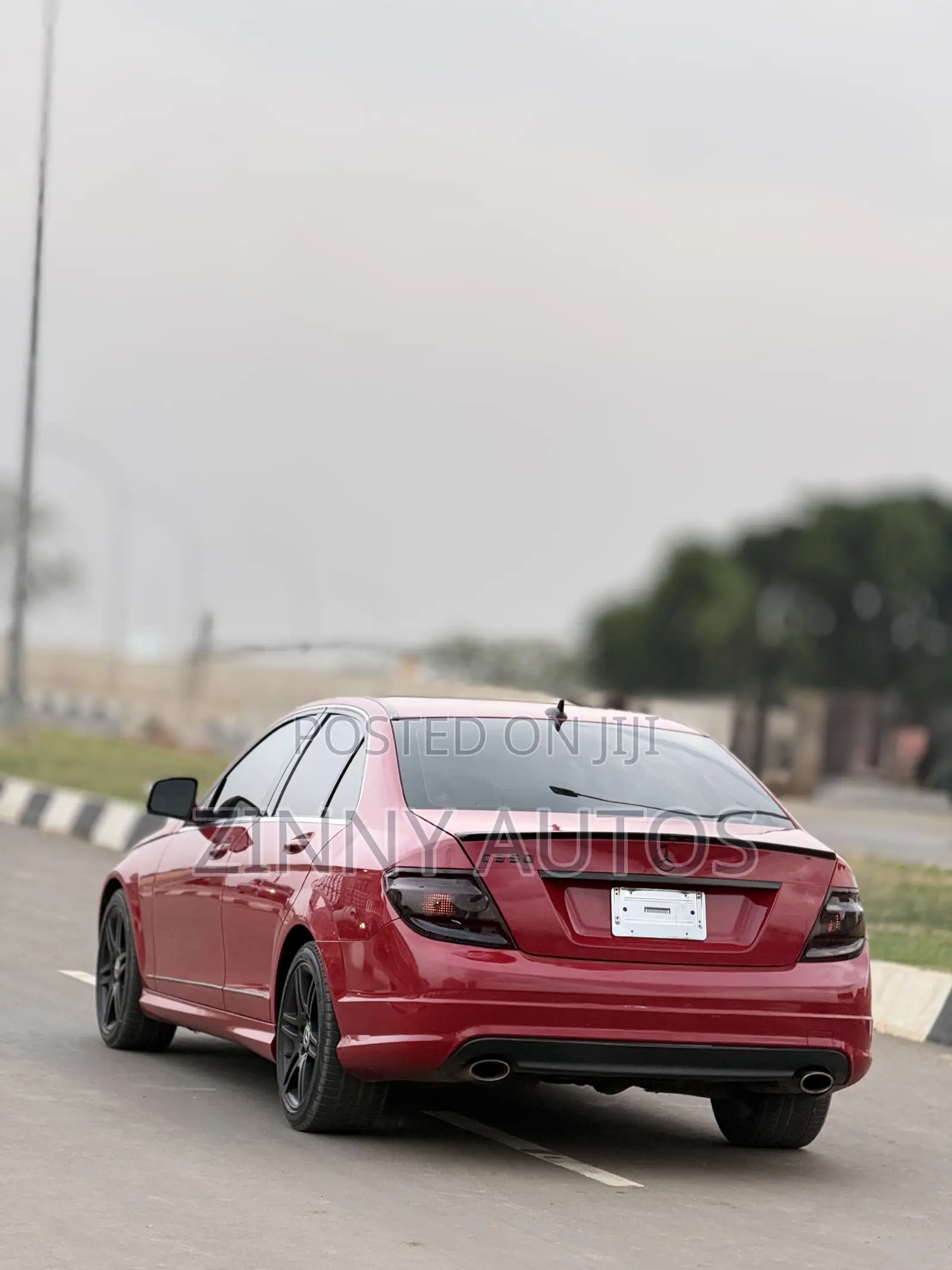 Mercedes-Benz C350 2008 Red