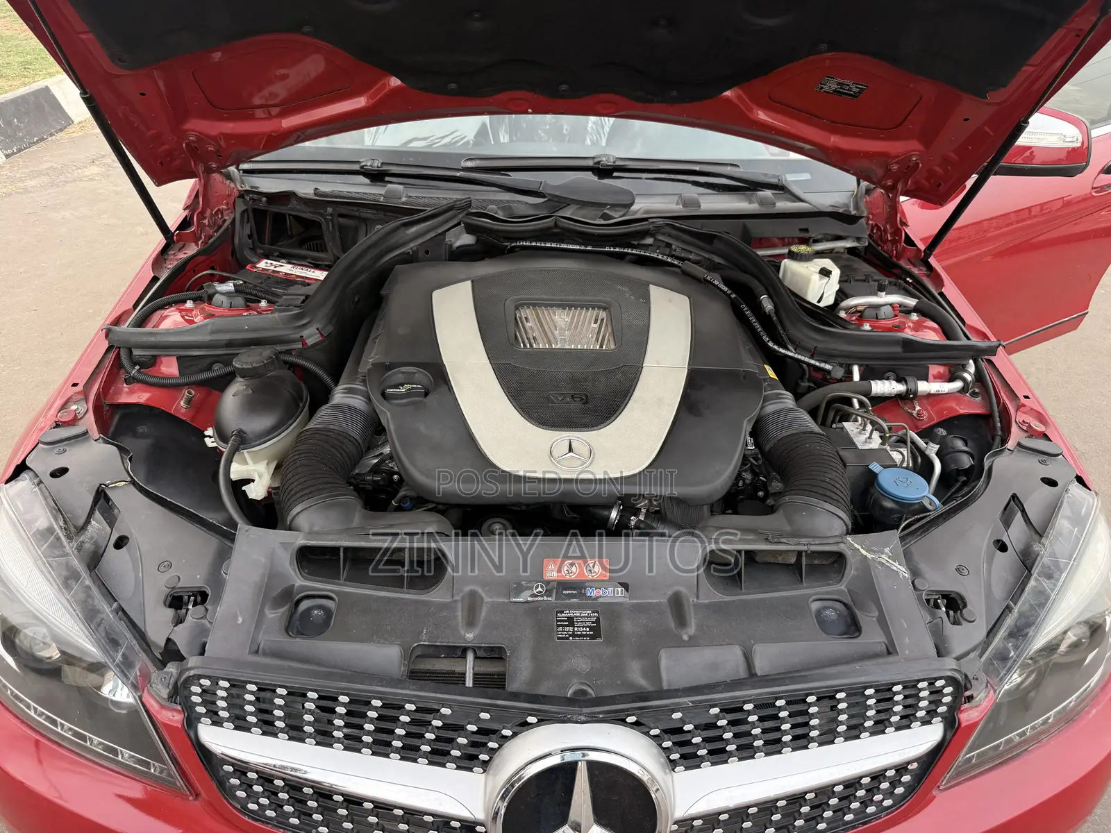 Mercedes-Benz C350 2008 Red