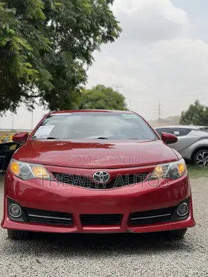 Toyota Camry SE 4dr Sedan (2.5L 4cyl 6A) 2012 Red