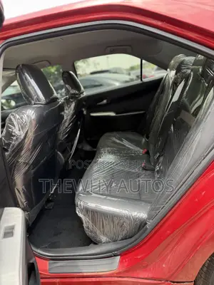 Toyota Camry SE 4dr Sedan (2.5L 4cyl 6A) 2012 Red