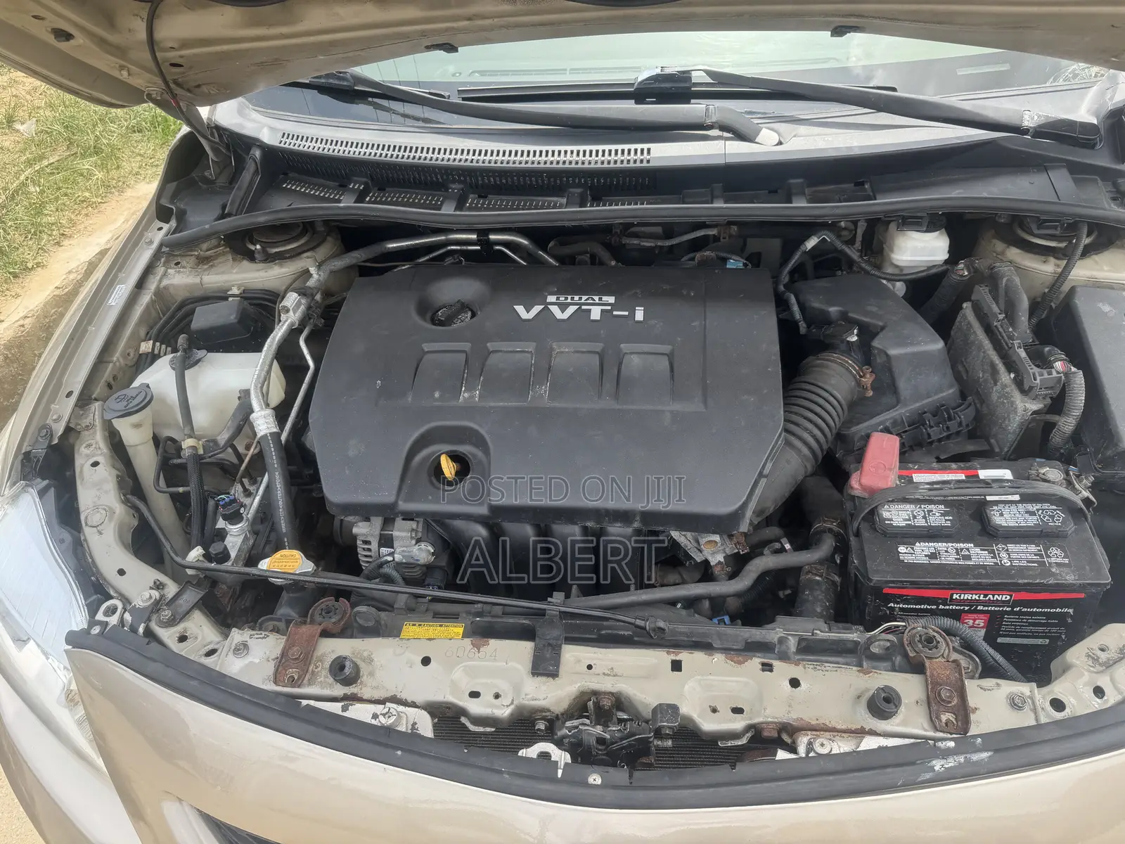 Toyota Corolla 2010 Gold