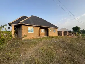 3bdrm Bungalow in Tose Off Moniya Road for sale