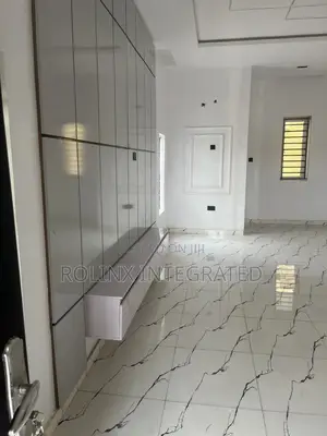 3bdrm Bungalow in Tobi Rental Junction, Eleyele for sale