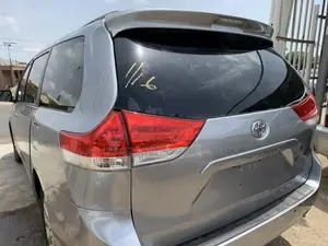 Toyota Sienna XLE 8 Passenger 2012 Gray