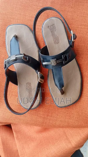 Grandeli Female Sandals
